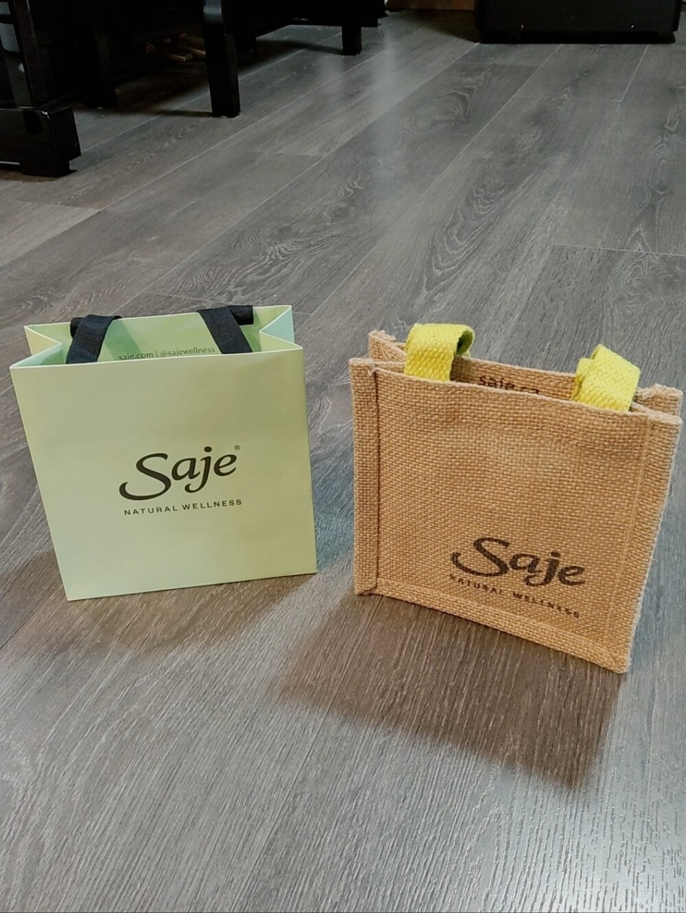 Saje Shipping Bag Saje Burlap Tote - Set Of 2